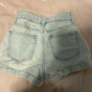 light wash short mom shorts pacsun LA pacific sunwear distressed mom jean shorts